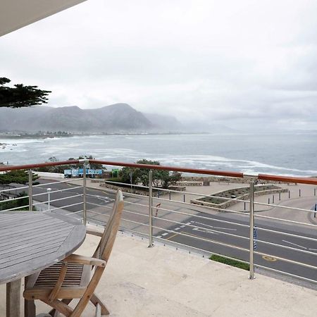 Hermanus Seaview Apartment Екстериор снимка