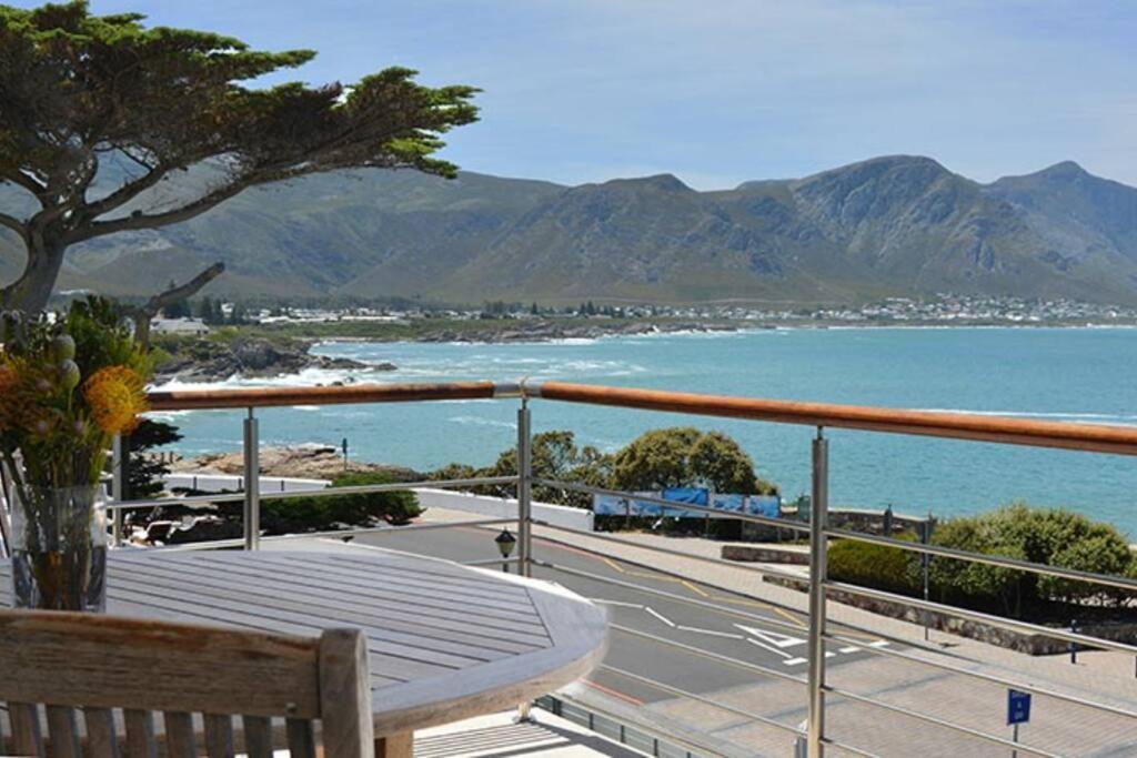 Hermanus Seaview Apartment Екстериор снимка